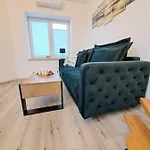 Daire Z Antresola Mikoszewo