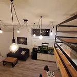 Daire Z Antresola Mikoszewo
