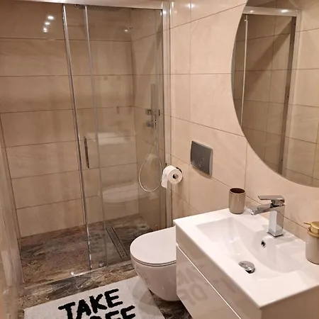 Z Antresola アパート