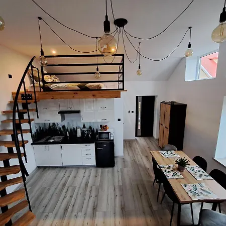 アパート Z Antresola *