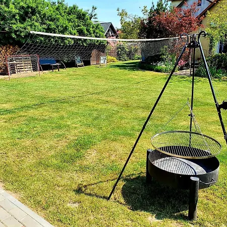 アパート Z Antresola ミコシェボ