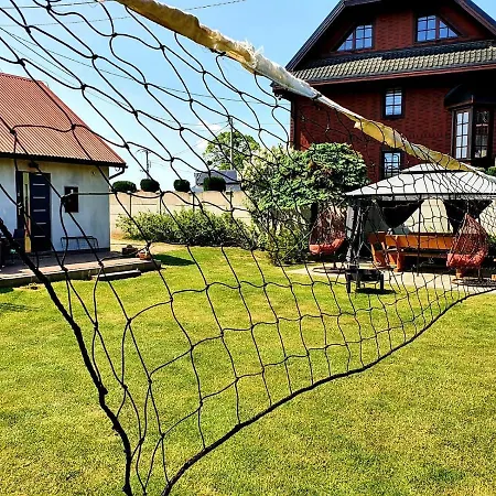 アパート Z Antresola ミコシェボ